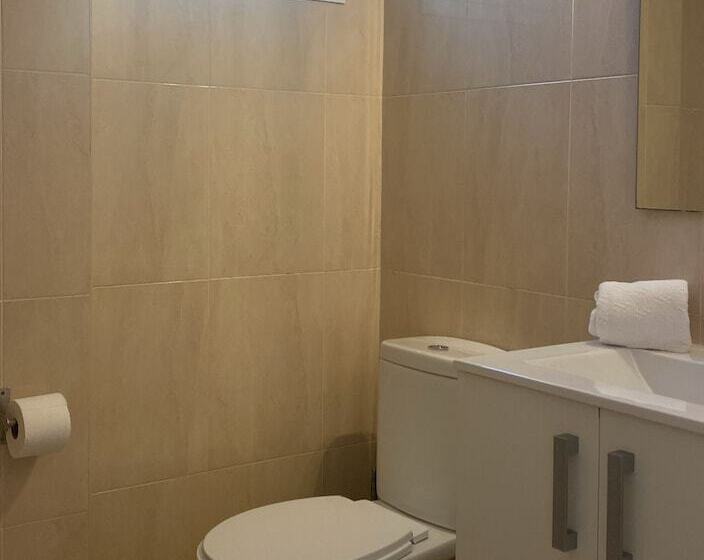 Neighbours Beach Apartments