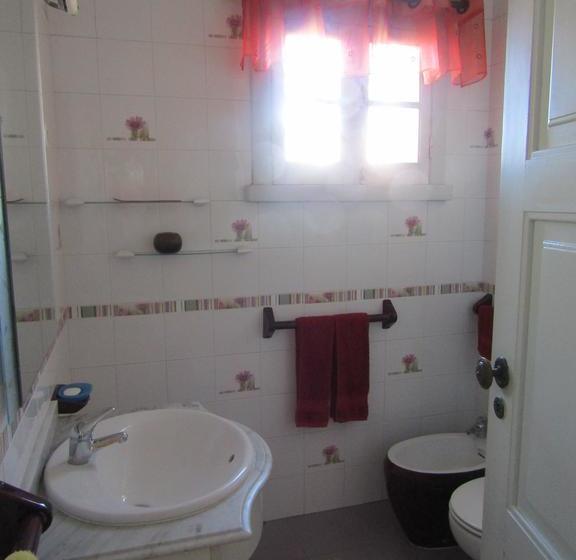 West Coast Surf Hostel