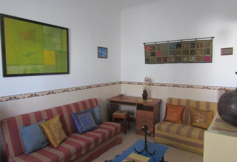 West Coast Surf Hostel