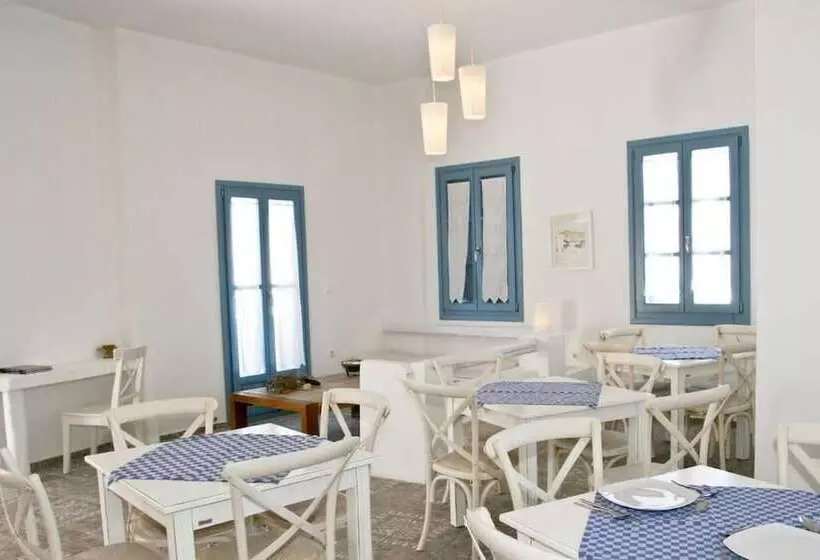 هتل Castellano Village