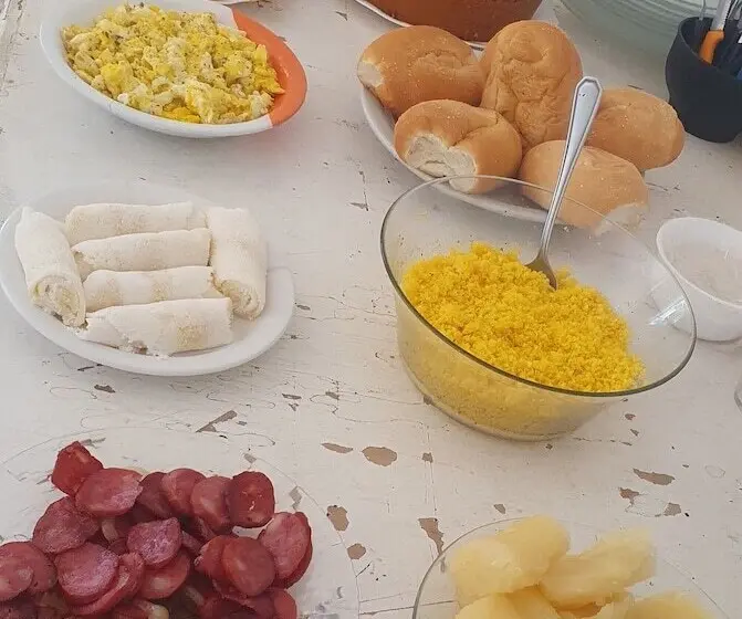 ホテル Pousada Cambui