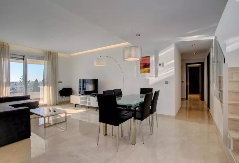 Aqua Apartments Vento, Marbella