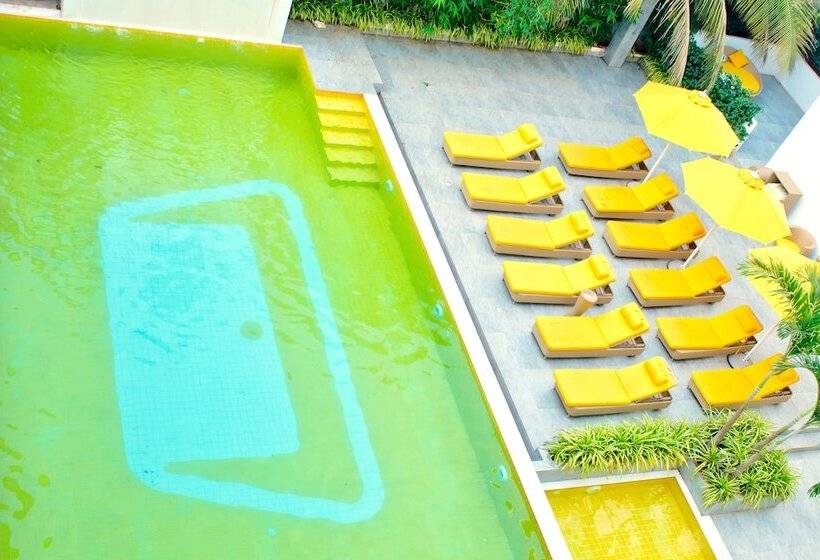 Bloom Hotel   Calangute