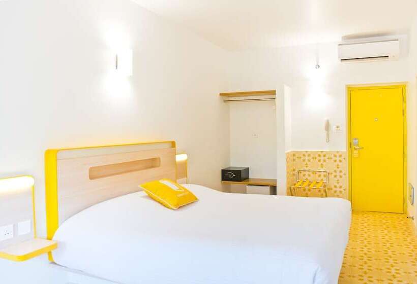 Bloom Hotel   Calangute