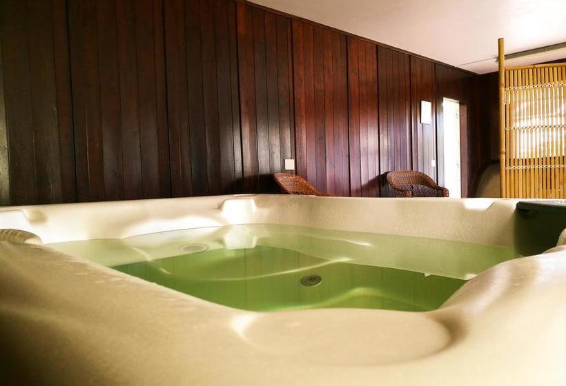 Отель Club House Cvl