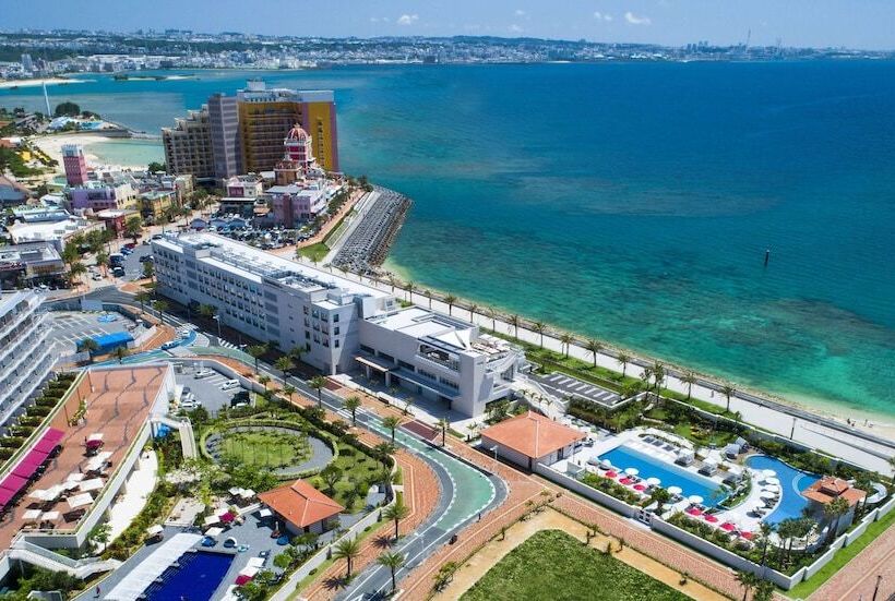 Hotel Doubletree By Hilton Okinawa Chatan Resort