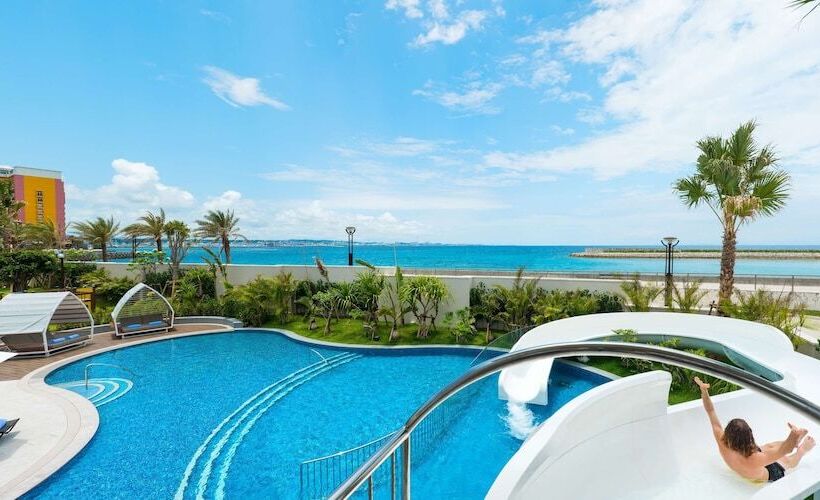 Hotel Doubletree By Hilton Okinawa Chatan Resort