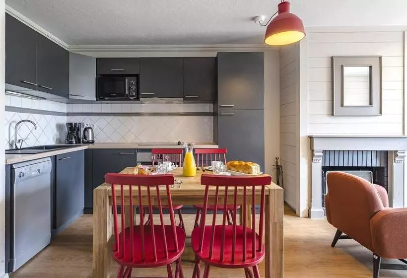 هتل Les Chalets De Rosael  Val Thorens