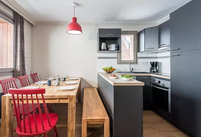 هتل Les Chalets De Rosael  Val Thorens