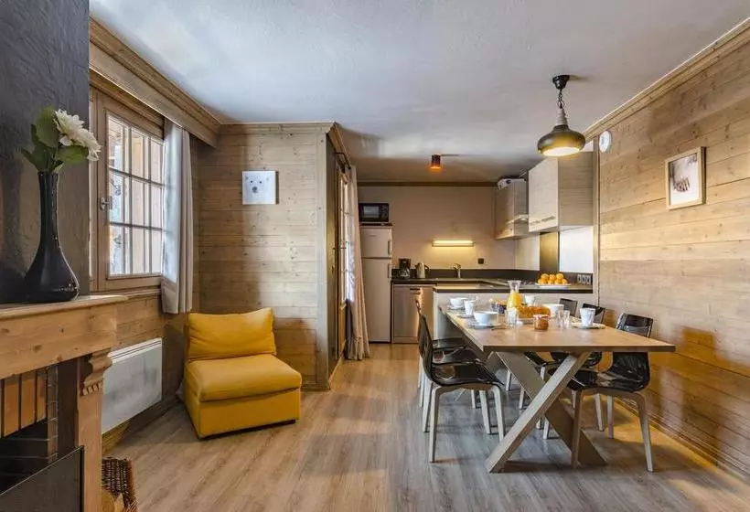 هتل Les Chalets De Rosael  Val Thorens