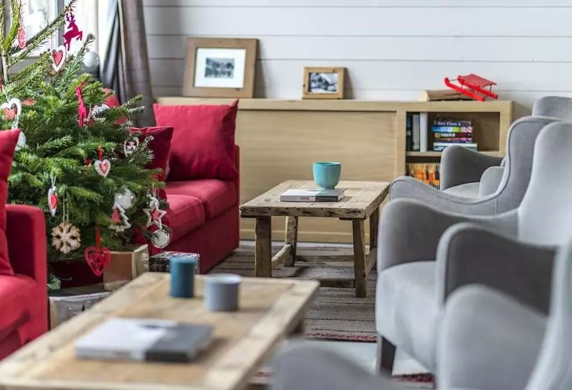 هتل Les Chalets De Rosael  Val Thorens