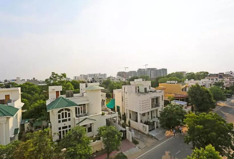 ホテル Collection O 28716 Aditya Residency