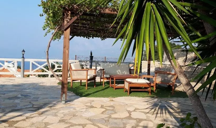 Hotelli Panorama Villas