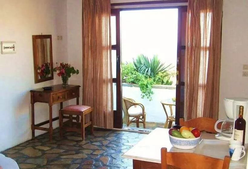 Hotelli Panorama Villas