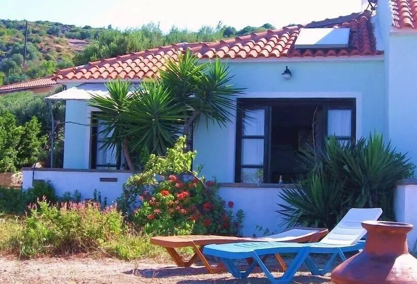 Hotelli Panorama Villas