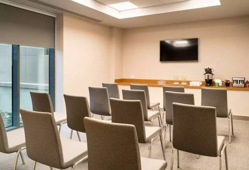 Hotel Park Inn By Radisson Istanbul Atasehir