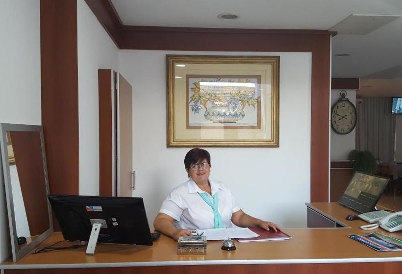 ホテル Plaza Andalgala