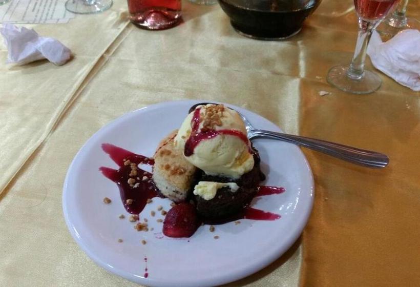 ホテル Plaza Andalgala