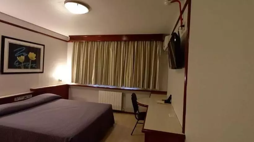 ホテル San Bernardo Park