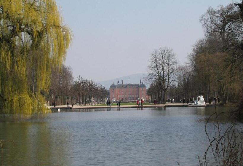 Neu Heidelberg  Guesthouse & Apartments