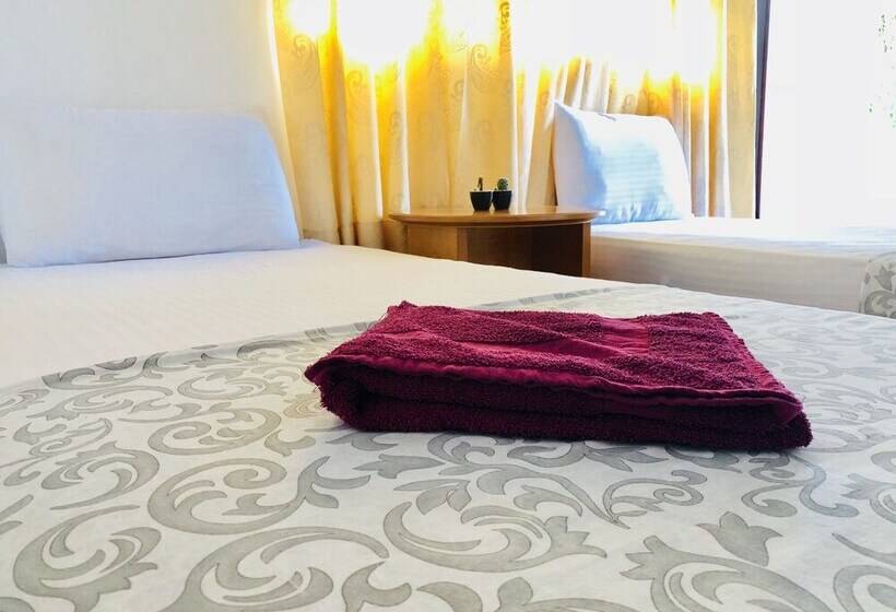 Trip  N  Chill Hostels Colombo Airport