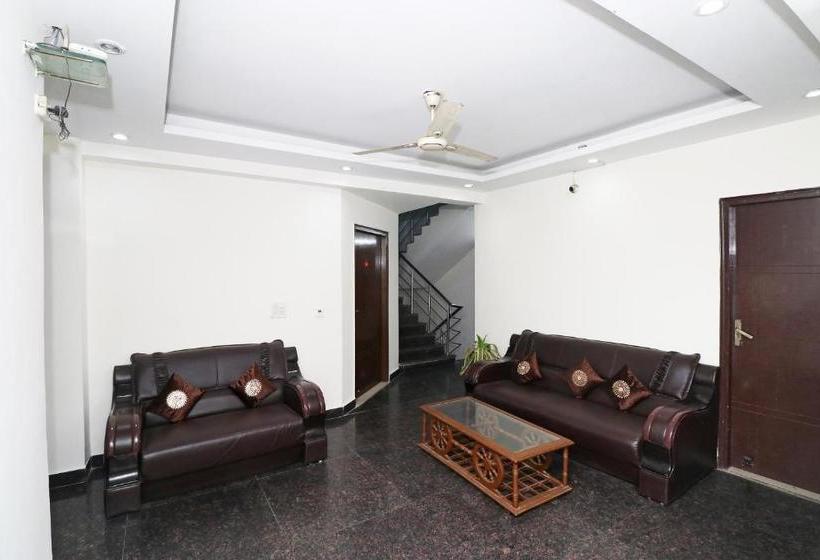 Fabhotel Kehar Palace Saket