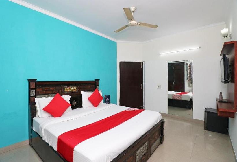 Fabhotel Kehar Palace Saket