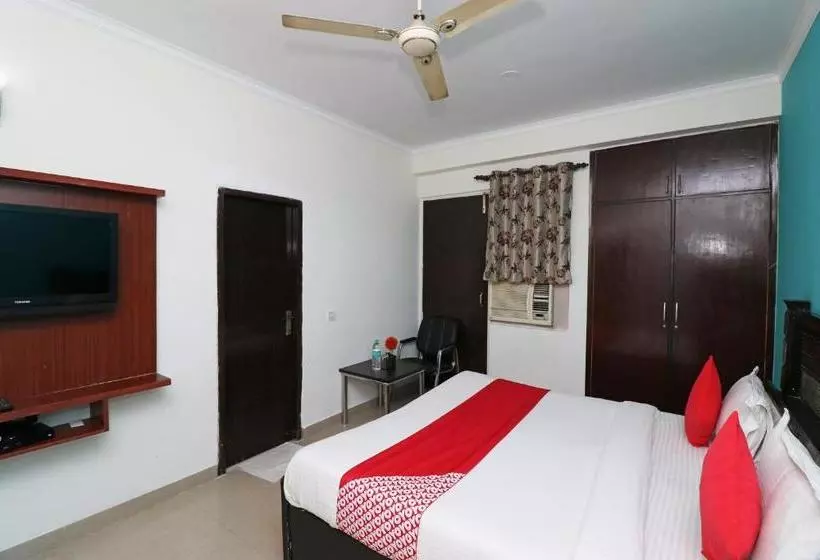 Fabhotel Kehar Palace Saket