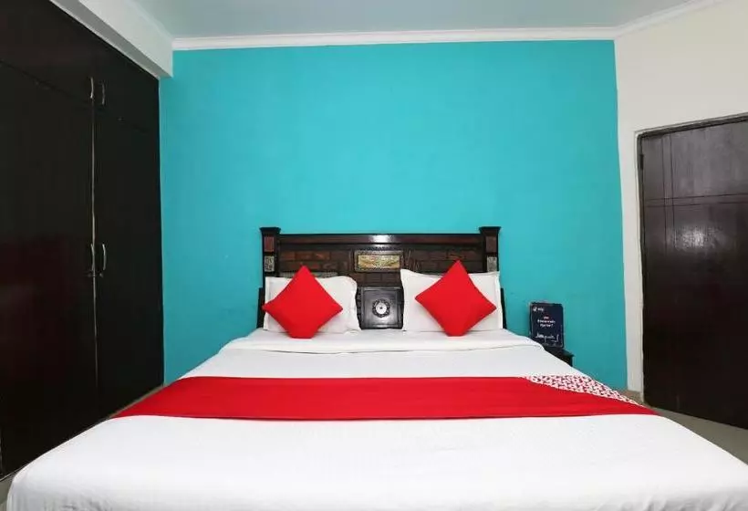 Fabhotel Kehar Palace Saket