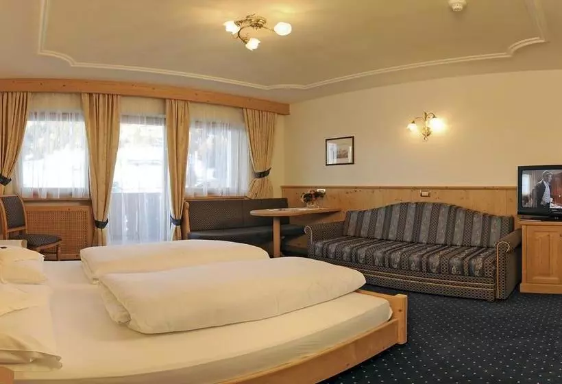 Garni Hotel Rosengarten B&b