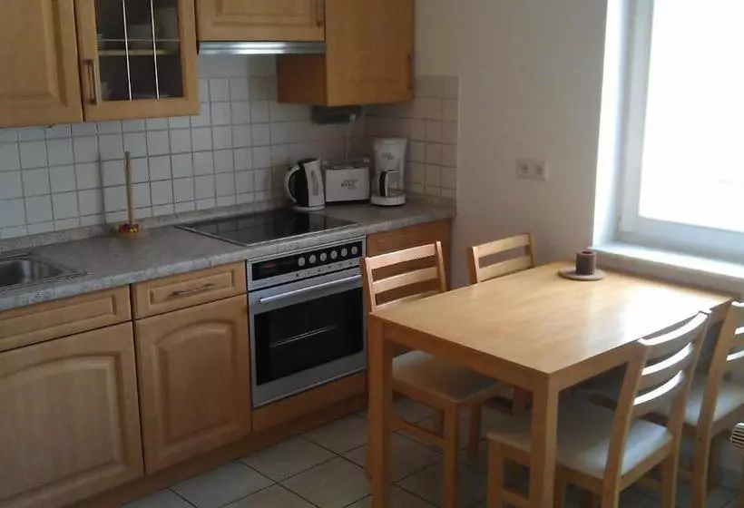 Hotelli Appartements Am Theater