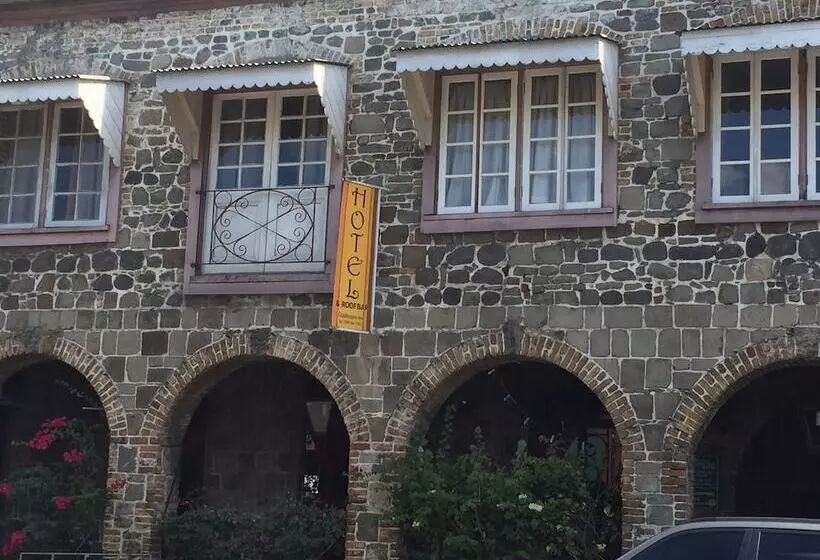 هتل Cobblestone Inn