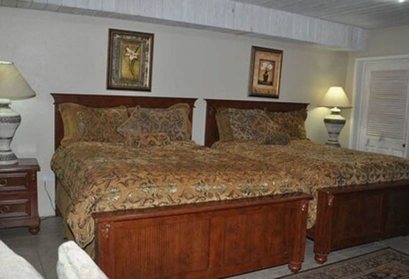 هتل Cobblestone Inn