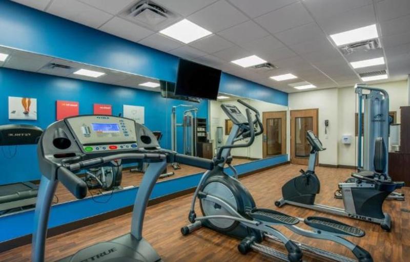 فندق Comfort Suites Fort Lauderdale Airport & Cruise Port