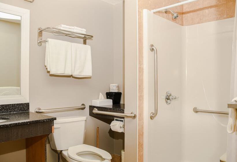 هتل Crest Inn And Suite