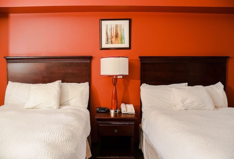 هتل Crest Inn And Suite