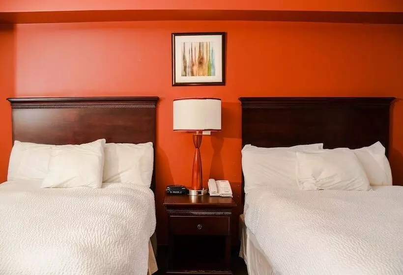 ホテル Crest Inn And Suite