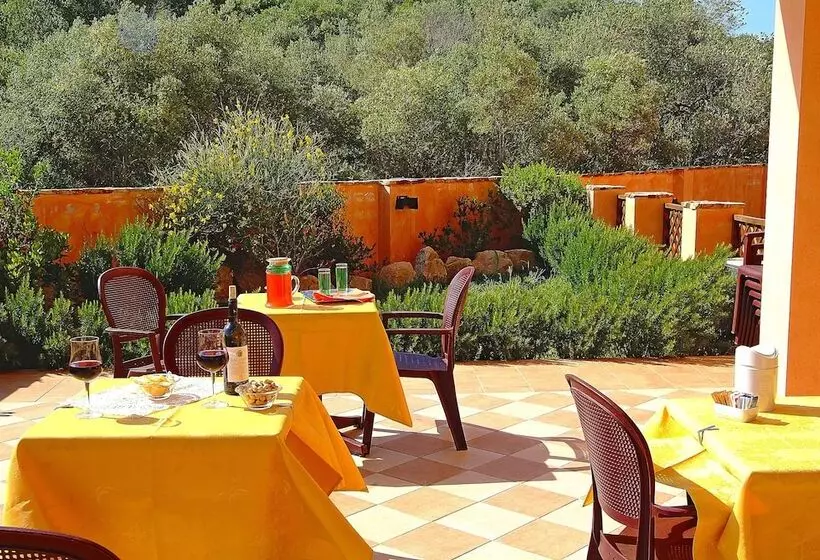 ホテル Delle Isole