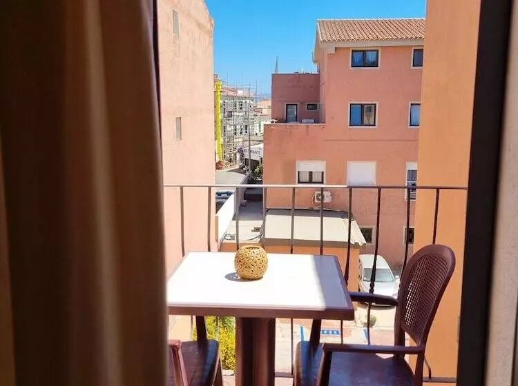 ホテル Delle Isole