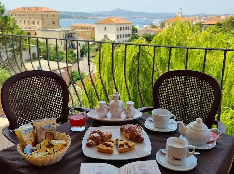 ホテル Delle Isole