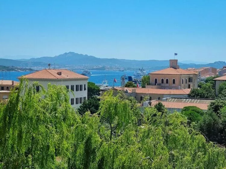 ホテル Delle Isole