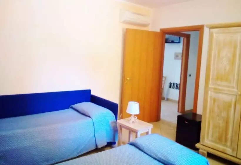 ホテル Delle Isole