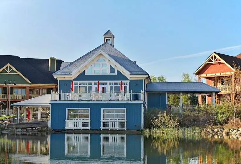 Hotelli Hilton Grand Vacations Club Blue Mountain Canada