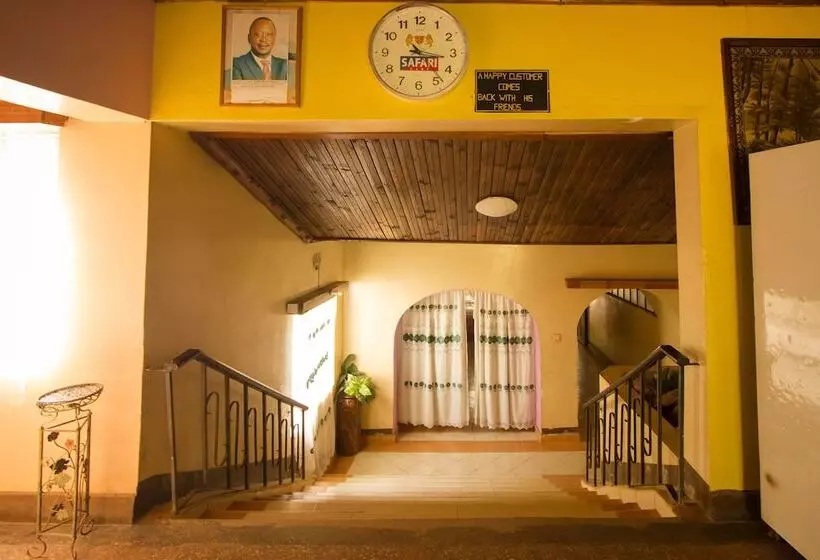 هتل Engo Airport Resort Kitale