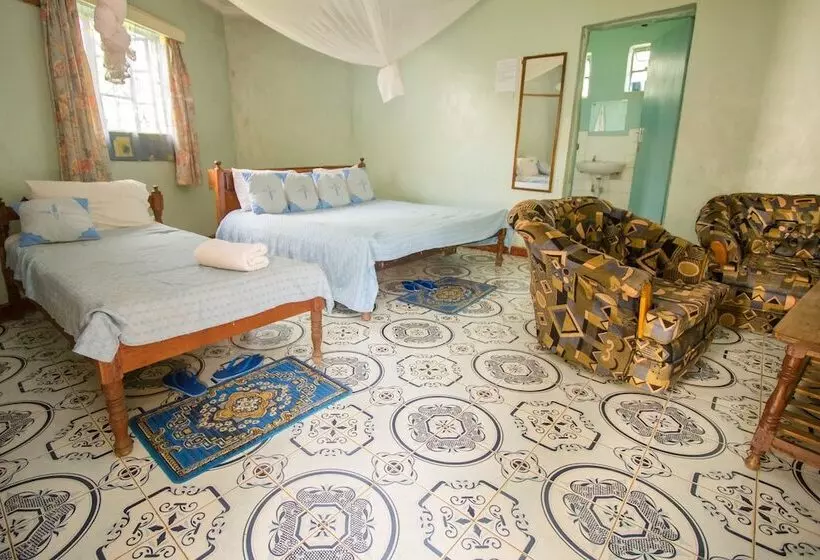 هتل Engo Airport Resort Kitale