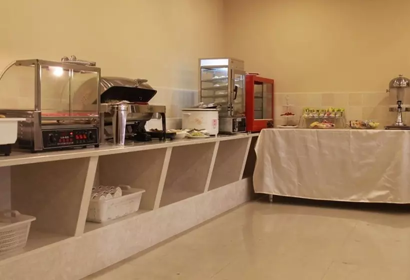 Hotelli Greentree Inn Jiangsu Zhenjiang Danyang Wanshan Park Express