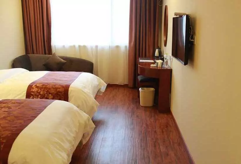 Hotelli Greentree Inn Jiangsu Zhenjiang Danyang Wanshan Park Express