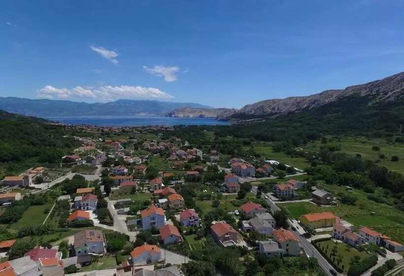 ホテル Pension Antonia