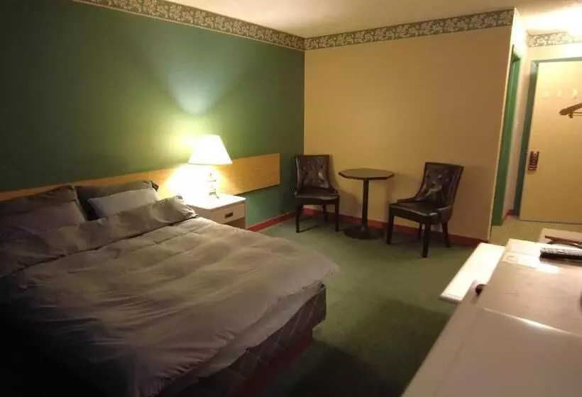 Hotelli Sundre Motor Inn