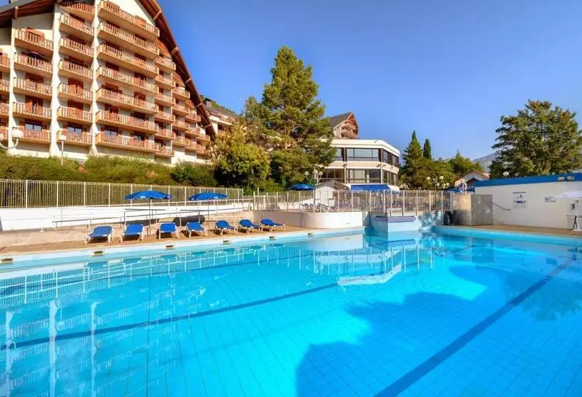 Hotelli Village Club Les Hyvans